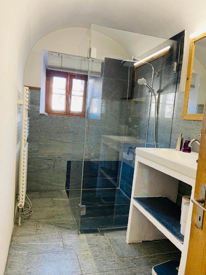 Appartement Chasa Engadina à Sent Chambre photo
