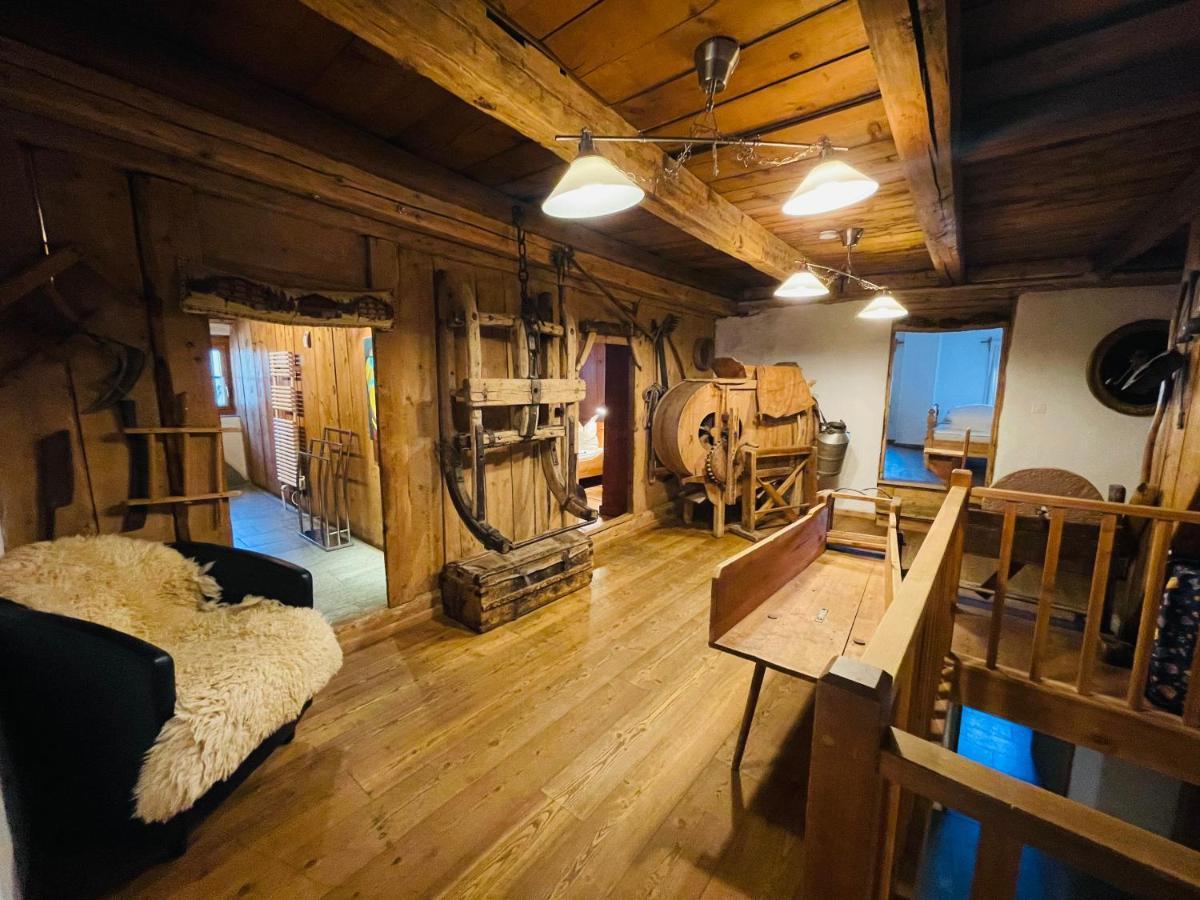 Appartement Chasa Engadina à Sent Chambre photo